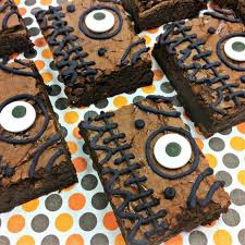 Hocus Pocus Spell Book Brownie Halloween Treats Recipe Yummly Recipe In 2020 Halloween Food Treats Dessert For Dinner Halloween Treats