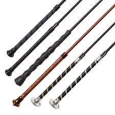 The fleck schooling whip offers unsurpassed handling and impressive execution. Dressage Whip