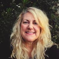 Michelle Pellerin's Instagram, Twitter & Facebook