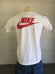 Black And White Nike T Shirt Vintage Nike Tshirt 90 S Original Classic Big Red Swoosh Etsy In 2020 Vintage Nike Nike Tshirt Nike