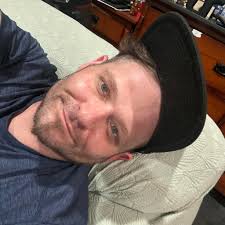 What??? I did it! I foraged rose hips and blackberries and made the exact  layered jam that I had in my mind. It actually worked! AND it's  delectable!!! #idiginadress #foraged #eattheweeds #blackberries #