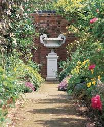 Colonial Colonial Revival Garden Design Old House Online Colonial Garden Outdoor Gardens Charming Garden