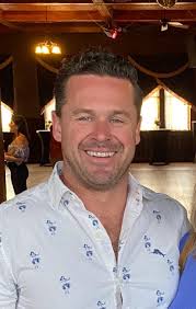 Dustin Cotten's Instagram, Twitter & Facebook