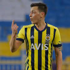 Fenerbahçe'de mesut özil heyecanı yaşanıyor. Inside Mesut Ozil S Miserable Start To Life At Fenerbahce As Former Arsenal Ace Struggles Mirror Online