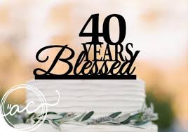 Se adesso vogliamo sentire una canzone, qualsiasi canzone, possiamo farlo in ogni momento, in qualsiasi posto ci troviamo, e per. Auguri 40 Anni I Biglietti D Augurio Piu Belli In Assoluto