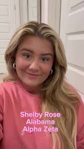 Shelby Mae's Instagram, Twitter & Facebook