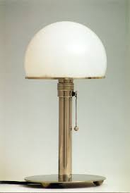 Bauhaus Archives Die Welt Fantastic Wagenfeld Lampe Bauhaus Lampen Bauhaus Mobel