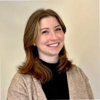 Lynn Schade's Instagram, Twitter & Facebook