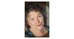 Dianne Fox's Instagram, Twitter & Facebook