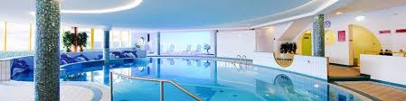 Http Www Hotel Perner At Alpenhotel Perner Mit Wellness Spa Bereich In Obertauern Luxusschwimmbader Hallenbader Hauser Mit Pool