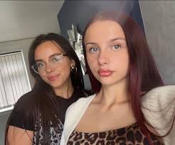 Hi all can anybody possibly work their magic and put my girls with my mum..  🙏🏻 she passed away when I was 18 and my eldest was 4 months old.. 🥺 so