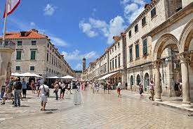 Die altstadt ist auf alle fälle der interessanteste und schönste teil von dubrovnik.da sie nur eine vergleichsweise kleine fläche belegt, ist es am besten, sich zu fuß fortzubewegen. Privater Spaziergang Durch Die Altstadt Von Dubrovnik 2021 Tiefpreisgarantie