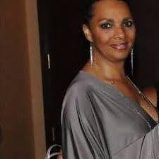 What are some new R&B songs to add to a playlist?