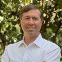 Robert Sias's Instagram, Twitter & Facebook