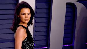 Kendall nicole jenner (born november 3, 1995) is an american model, socialite, and media personality. Madelstraum Kendall Jenner Zeigt Ihren Keiderschrank In 360 Grad Dasding