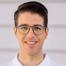 Aaron Raab's Instagram, Twitter & Facebook