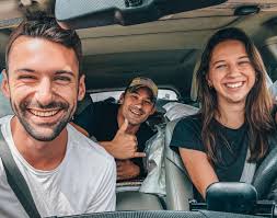 It's a supportive space where we help boost each other's posts with genuine  engagement — likes, comments, shares, saves — and build real connections  within the creative community 💛 I'm mainly looking