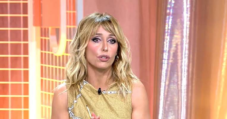Emma García da el relevo a sus sustitutos en 'Fiesta': la despedida en la  que ha comunicado su decisión sobre su futuro en el programa