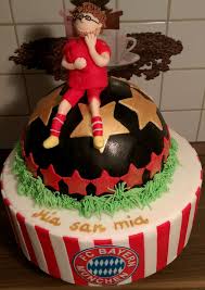 Simonamaria1975 has uploaded 100 photos to flickr. Fc Bayern Munchen Torte Essen Steele