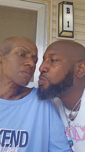 Taking no moments for granted 🙏🏾 she wanted to chill outside today so  that's what we did. Literally the strongest woman I know🦸🏽‍♀️. Thank you  for your continous prayers, support, and words