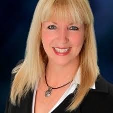 Karen Abbey's Instagram, Twitter & Facebook