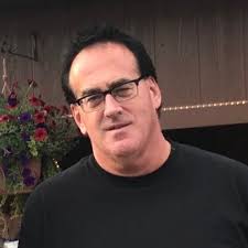 Steven Larson (@styvyn)