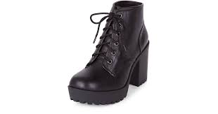 For a hint of height with maximum style, step up into block heel boots for women. Black Lace Up Block Heel Ankle Boots New Look