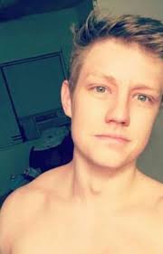 Aaron Doh~ a shelter from reality.