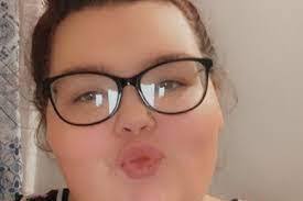 Mitzi Carlson's Instagram, Twitter & Facebook