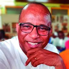 O exercício das funções presidenciais em colisão com a Constituição causa  tensão política