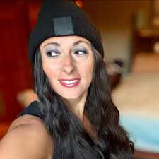 Danyale Davis (@danyale.davis.9) • Facebook