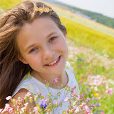 Amazon.com : 28 PCS Cute Hair Clips Fashion Girls Hair Accessories Flower  Fruit Colorful Rainbow Candy Dessert Lovely Animal Barrettes Set Non-slip  Metal Snap Pins for Girls Kids Teens Toddlers (Style A) :