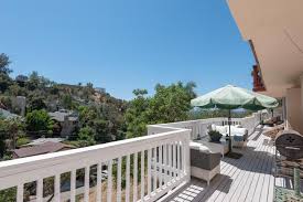 Classic comfort food in an upscale, yet casual, environment. Modern Guest House Nestled In The Hollywood Hills With Huge Deck And Wow Views Los Angeles Updated 2021 Prices