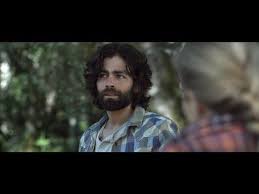 Un cornetto à la fraise est vu dans shaun of the dead. Goodbye World 2013 Imdb