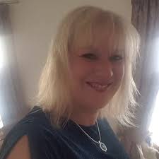 Mandy Lowe (@Mandy_Cohesion)