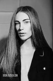 Men Who Take Being Too Pretty To A Whole New Level Long Hair Styles Men Androgynous Models Long Hair Styles