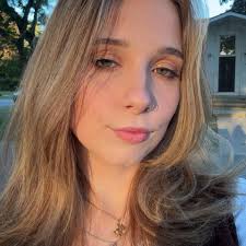 Is Universal Studios busy after Thanksgiving?