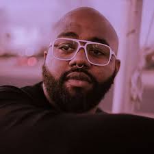 Frank Ready's Instagram, Twitter & Facebook