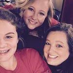 Sharon Mcabee's Instagram, Twitter & Facebook