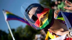 2 days ago · 24 july 2021. Motto Don T Hide Your Pride Csd Parade Zieht Durch Das Netz Statt Durch Berlins Strassen Rbb24