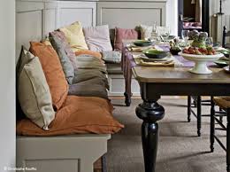 Stable, facile d entretien, rembourré, cadre en bois. Coin Repas Convivial Grace A Une Banquette D Angle Design Design Feria