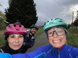 Crank Sisters co-ed fast pace ride