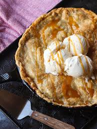 Cast iron skillets aren't just for scrambling your eggs in the morning anymore. Easy Skillet Apple Pie Recipe With Homemade Caramel Sauce
