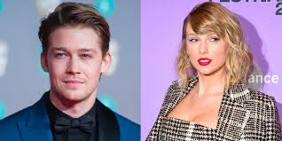 During her acceptance speech for album of the year for folklore, swift thanked her boyfriend of a little over three years. Who Is Taylor Swift S Boyfriend Joe Alwyn
