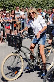 Plage du miramar, les maillots de bain ont laissé place aux costumes. Brigitte Macron S Jaw Dropping Legs Prove That In France Age Is Just A Number Vogue