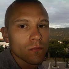 Daniel Chambers (@_danielchambers)