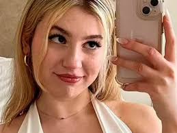 22-Year-Old UK Student Sells Her Virginity To A Hollywood Star For Rs 18  Crore