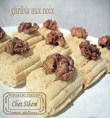 Ghribia Aux Noix1 2 Jpg 450 480 Moroccan Desserts Food Baking Sweets