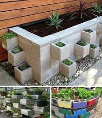 Hoy hacemos una jardinera con bloques de hormigón para nuestro jardín, patio o huerto. 550 Ideas De Como Hacer Una Jardinera De Ladrillos Jardines Ideas De Jardineria Jardineria