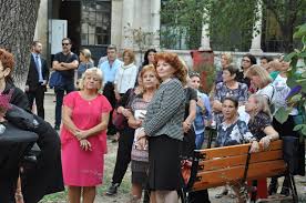 Academia de tenis sever dron organizeaza atat cursuri de initiere pentru copii cat si pregatire de performanta pentru viitoarele vedete ale tenisului. Record De Inscrieri La Academia Copiilor Sector 2